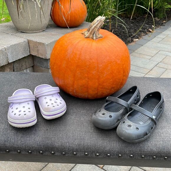 Crocs Bundle 🐊 - Picture 1 of 11